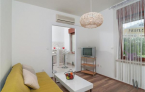 One-Bedroom Apartment in Split